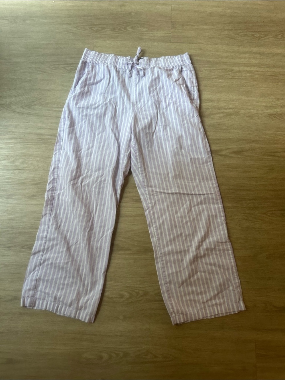 Women’s Gap Lightweight Purple Stripe Lounge Pants